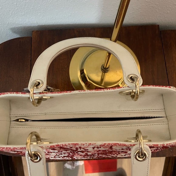 Dior Lady Dior Handbag with embroidery - Picture 7 of 8